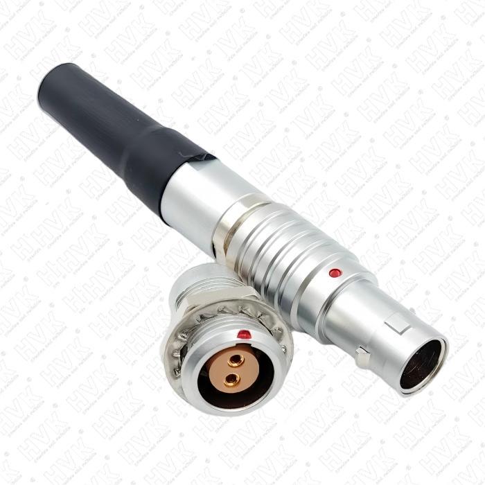 如何设计航空连接器以适应高温超导电缆的传输需求？