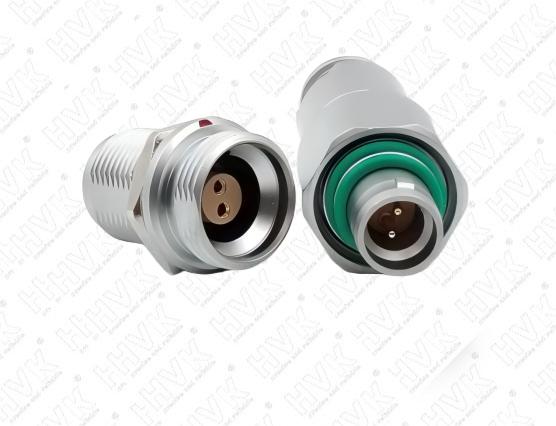 如何确保防水连接器在极端温度下的性能？