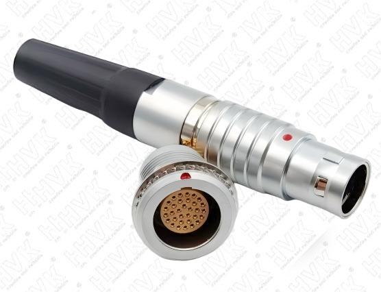 如何保障插拔自锁连接器的长期稳定性？